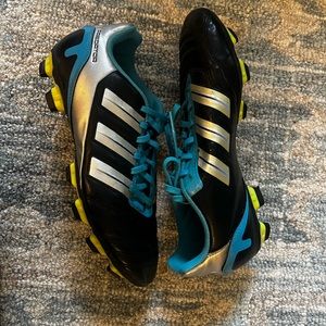 BLACK BLUE YELLOW ADIDAS PREDATOR CLEATS SIZE 8.5 WOMENS